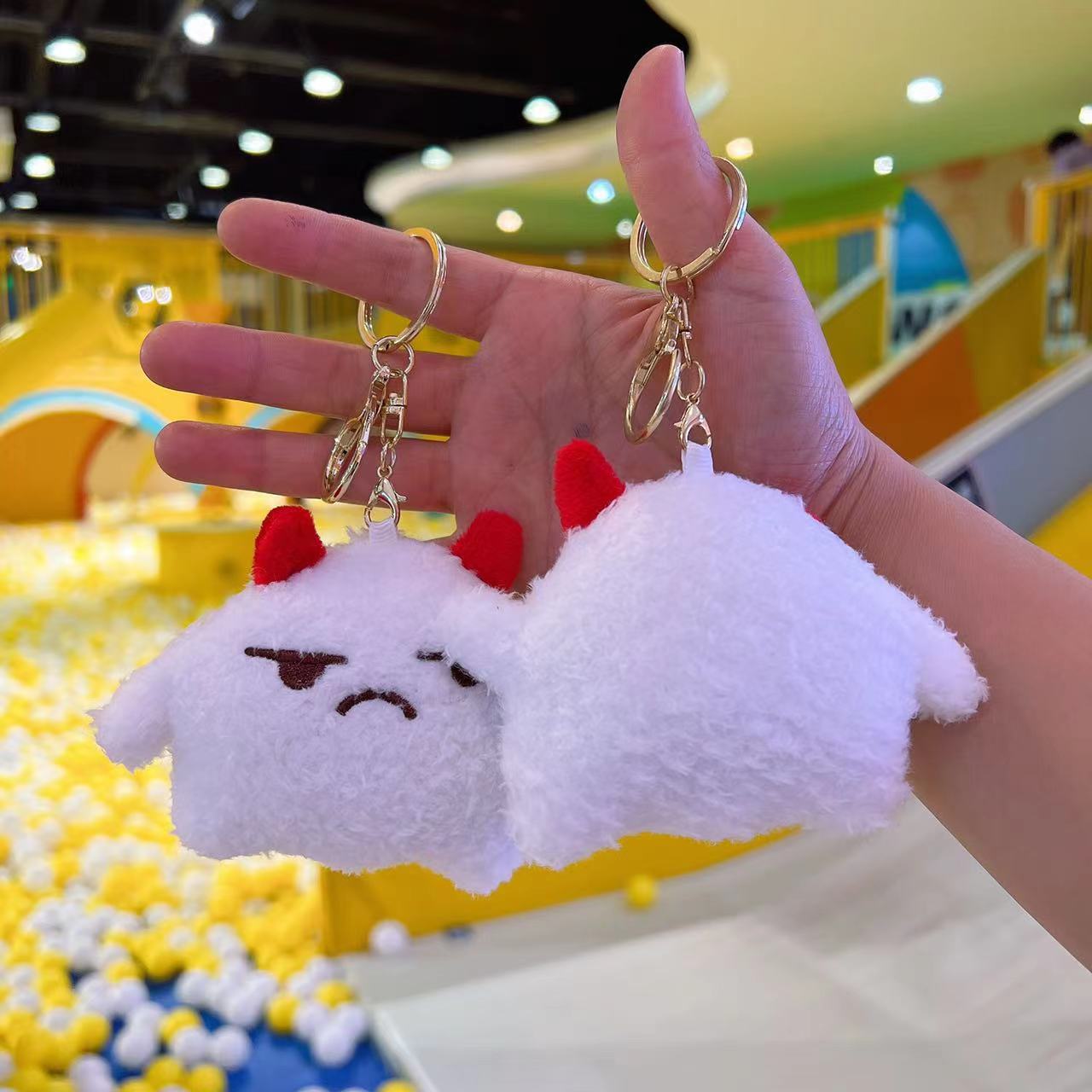 لطيف ملتوي العجل دمية المفاتيح - مراجعة Kids Quirky Toys وسعره